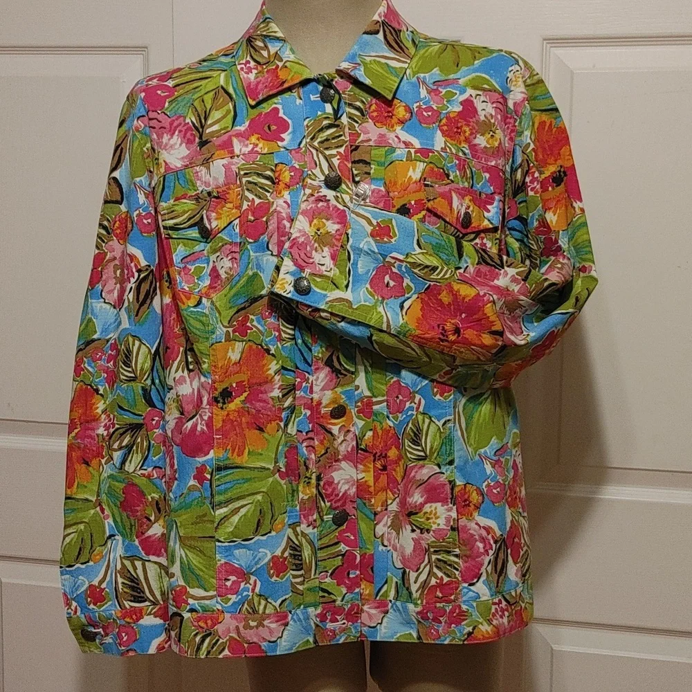 🌸 Chico's Jacket - Picture 5 of 12